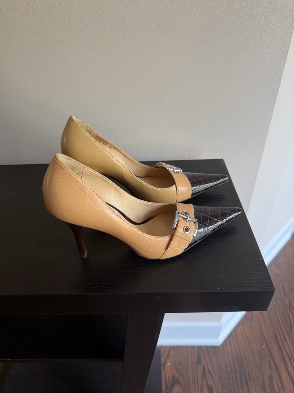 Carlos by Carlos Santana Tan and Brown Pointed Toe Pumps